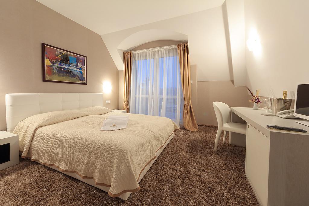 Agusta Spa Hotel Veliko Tarnovo Room photo